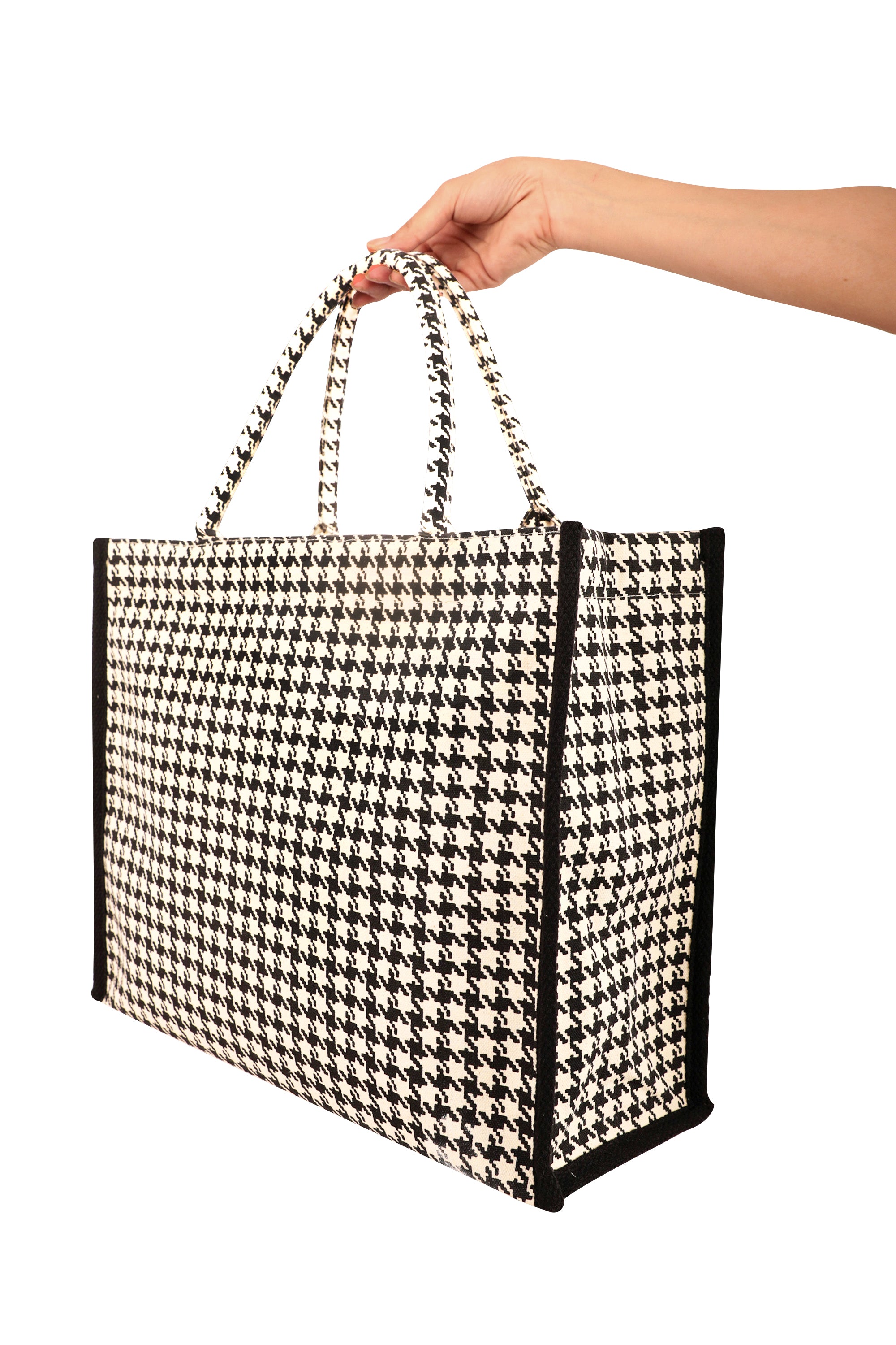 Madison Box Tote bag Black